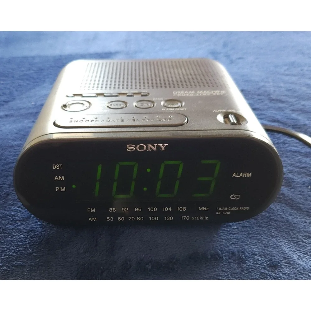Sony Dream Machine Digital Alarm Clock AM‎ FM Radio Black Model ICF-C218